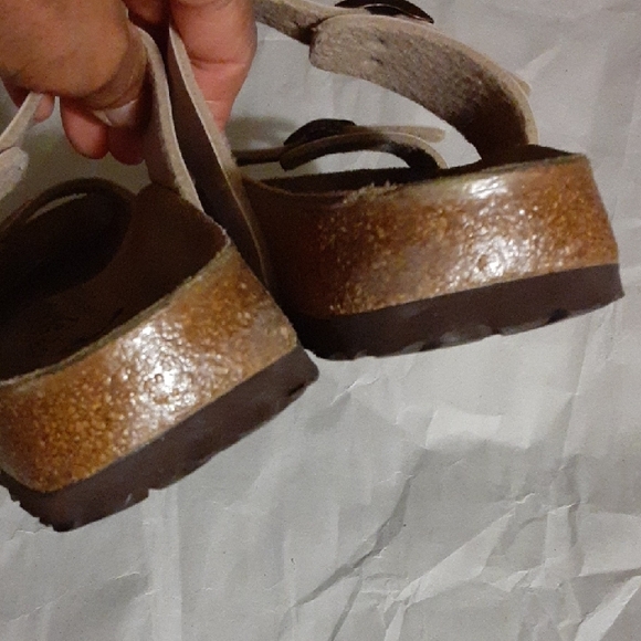 Birkenstock Light Brown? Or Light Taupe Double Strap Sandals - Picture 9 of 14